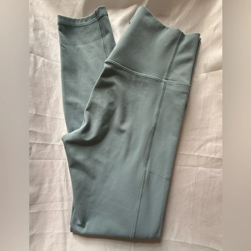 Vuori Studio Pocket Legging - S - Picture 4 of 6